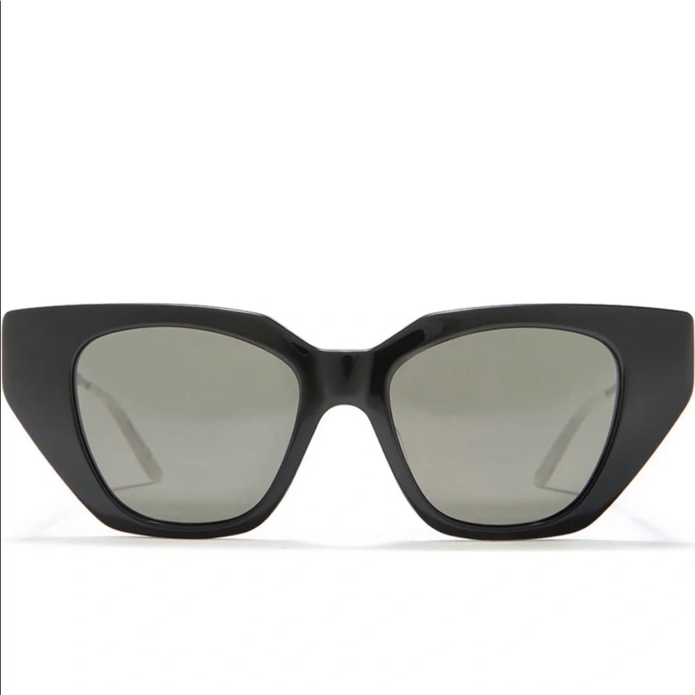 Gucci cat eye crystal sunglasses